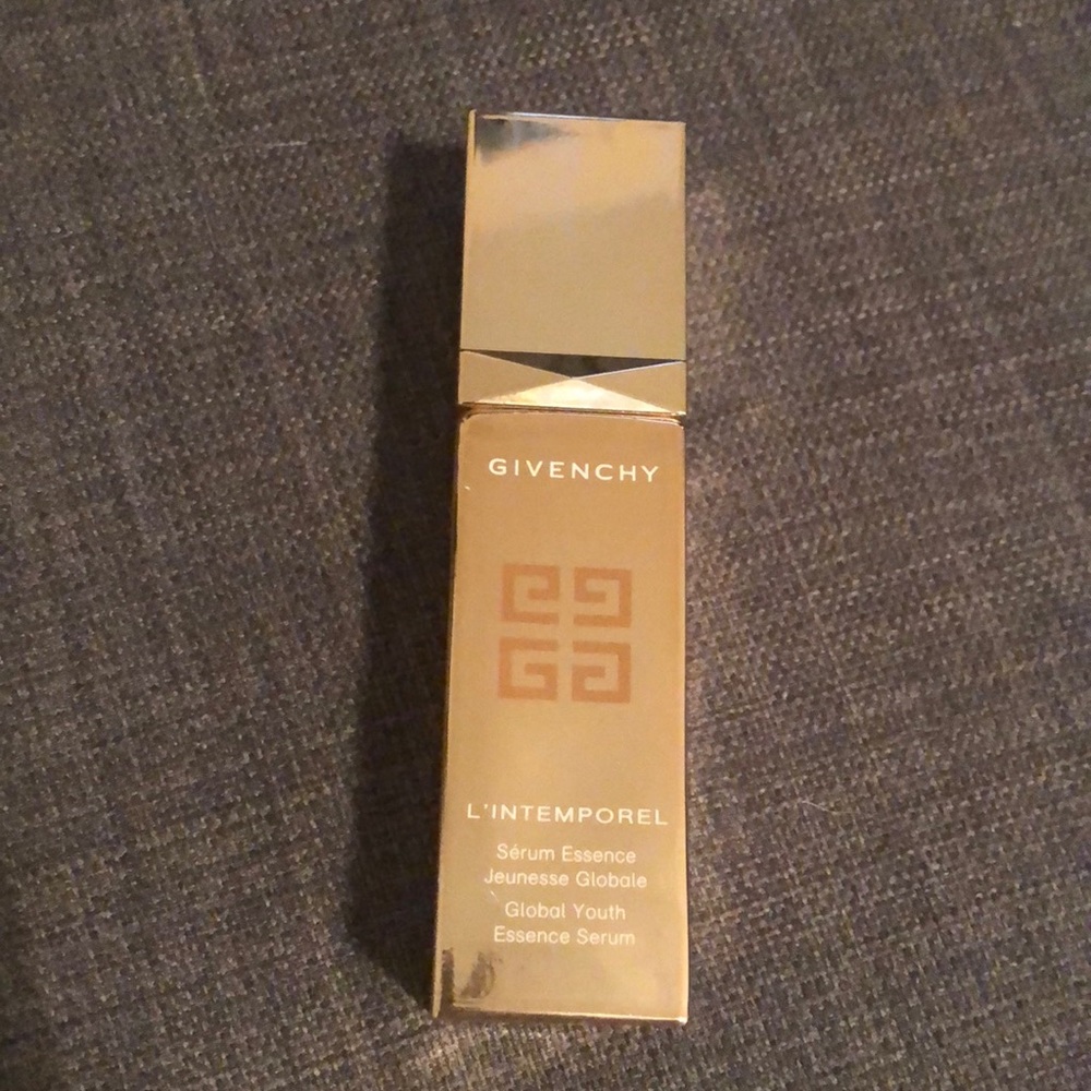 Givenchy L’Intemporel